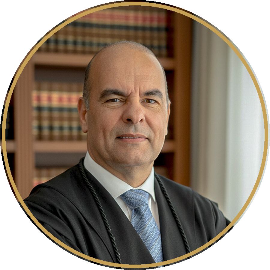 Dr. Rômulo Valério Avila